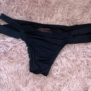 VS black swim bottoms